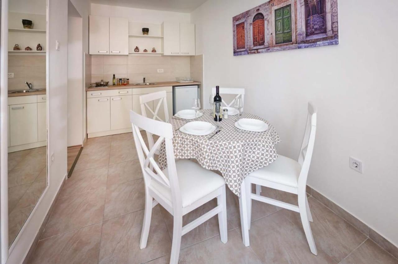 Solimar Apartment Budva Bagian luar foto